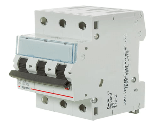 Электротовары - выключатель автоматический Legrand.