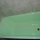 Обновление эмали зеленой ванны.